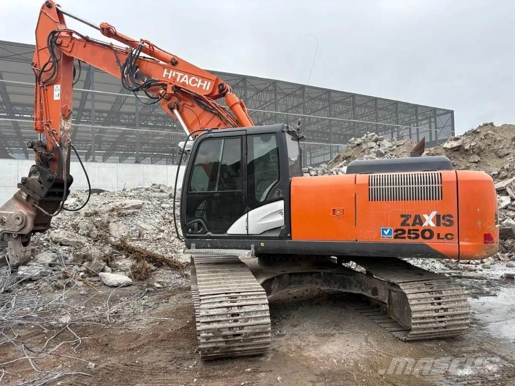 Hitachi ZX250LC-5B Roomikekskavaatorid