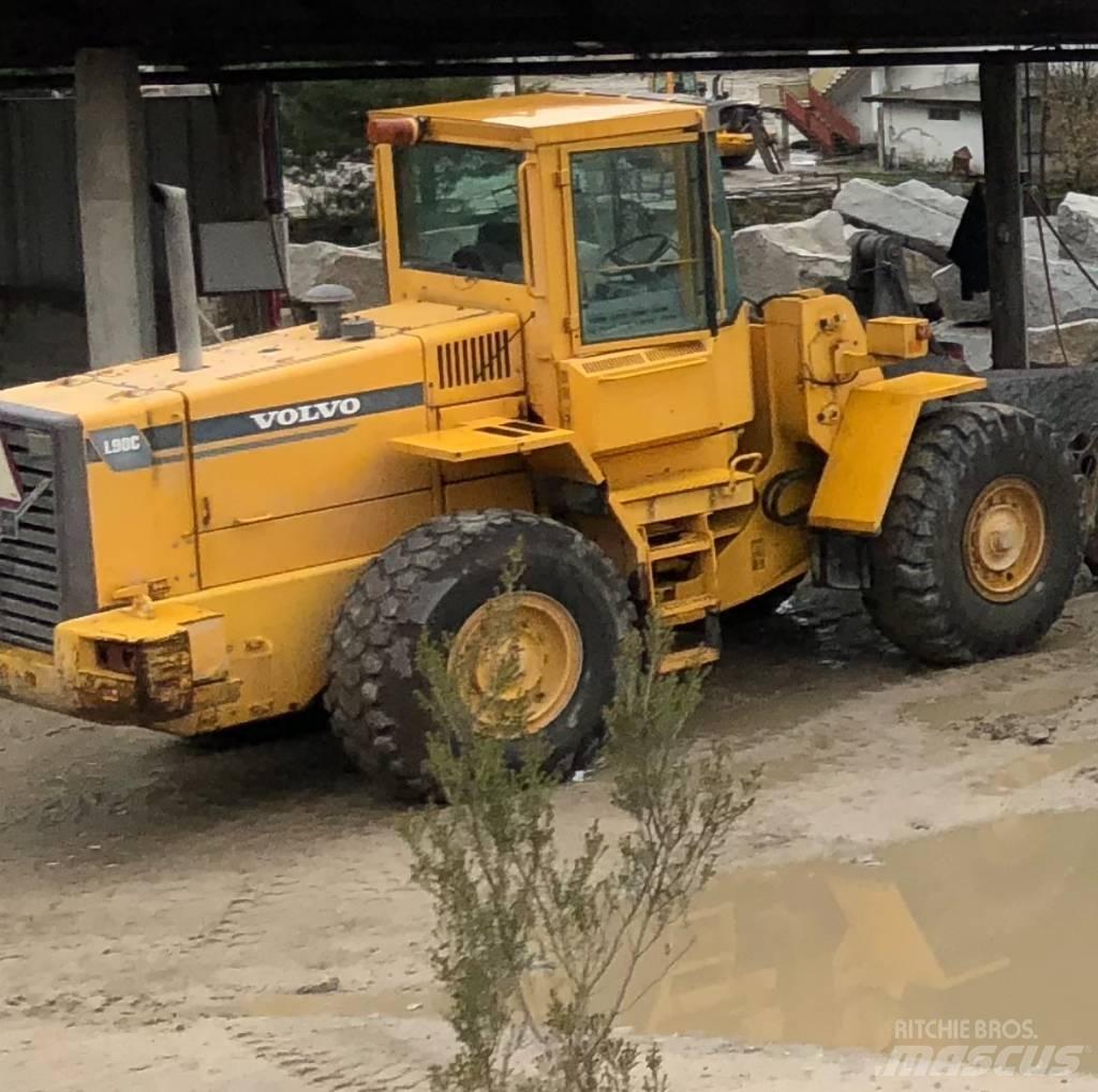 Volvo L 90 C Rataslaadurid