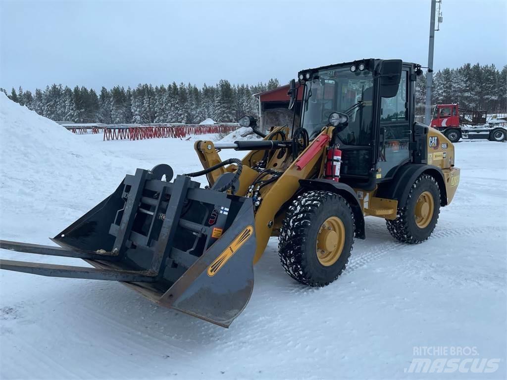 CAT 906 High Spec Rataslaadurid