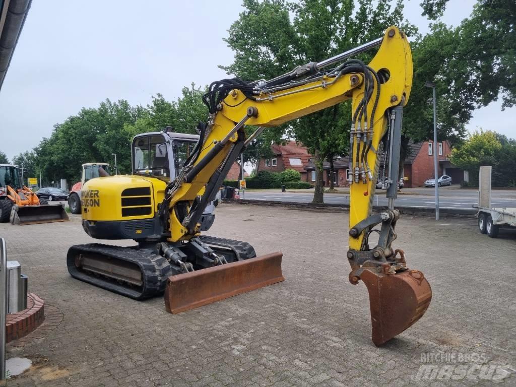 Wacker Neuson 8003 Väikeekskavaatorid 7t-12t