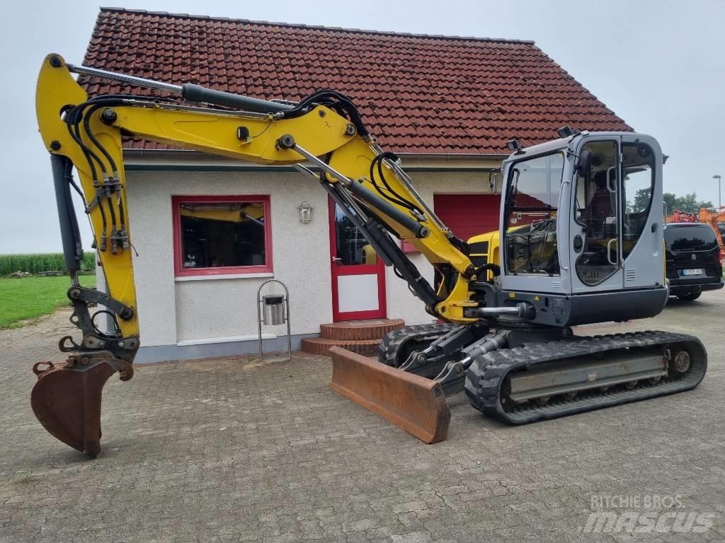Wacker Neuson 8003 Väikeekskavaatorid 7t-12t