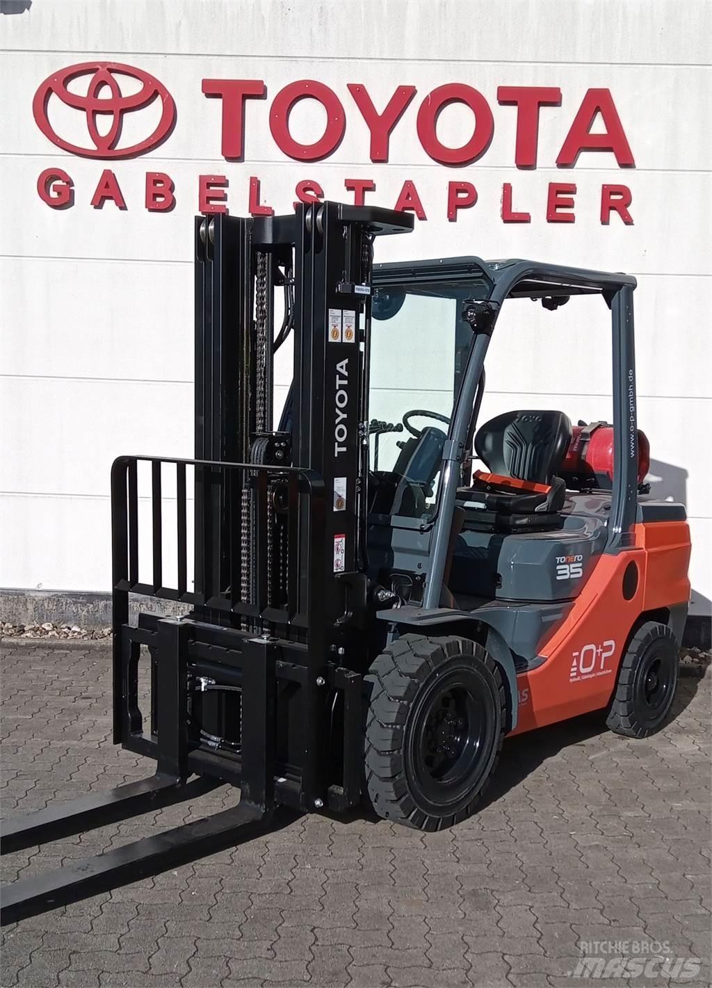 Toyota 02-8FGJF35 Gaasitõstukid