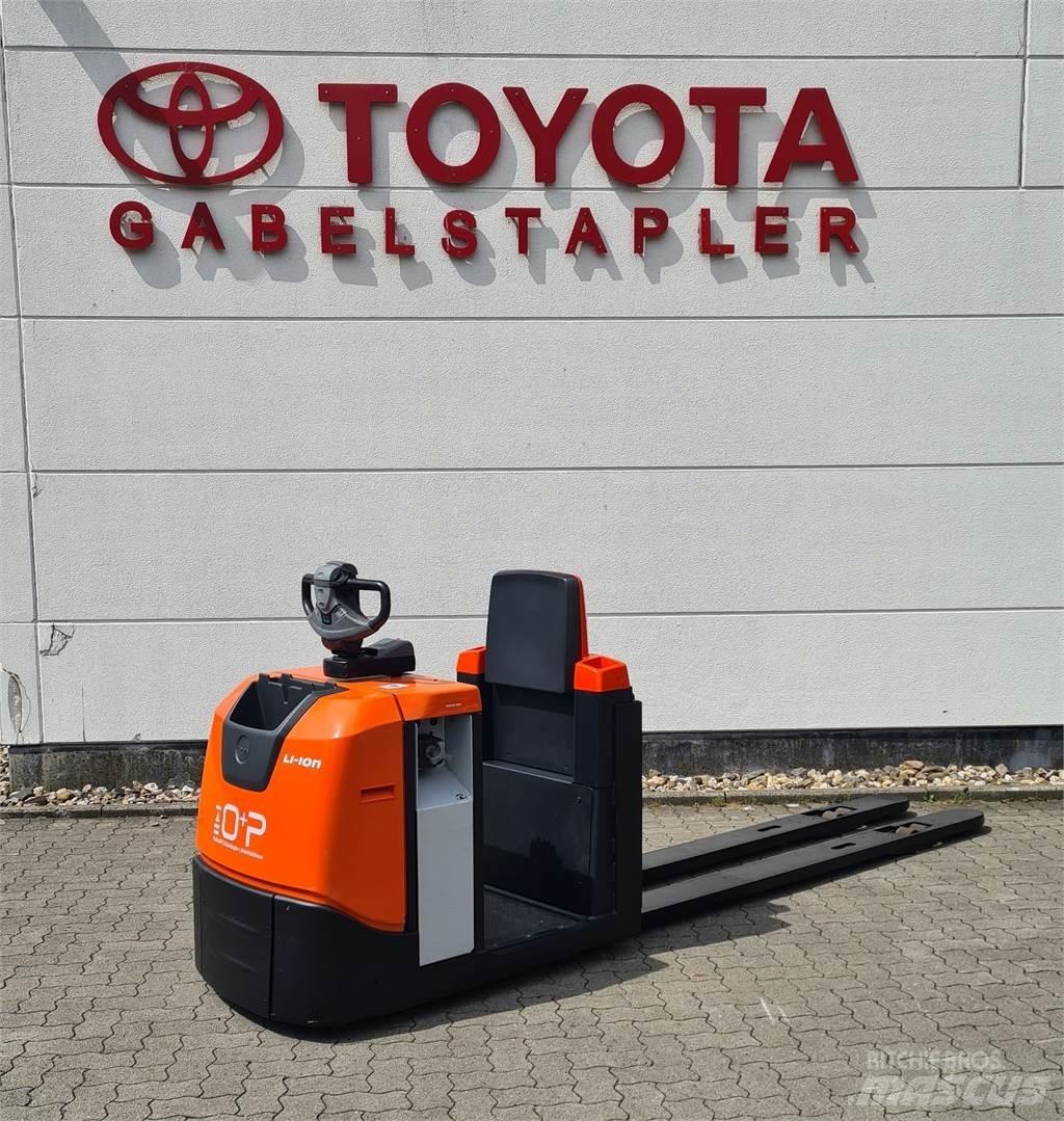 Toyota OSE 250 Madalkomplekteerimistõstuk