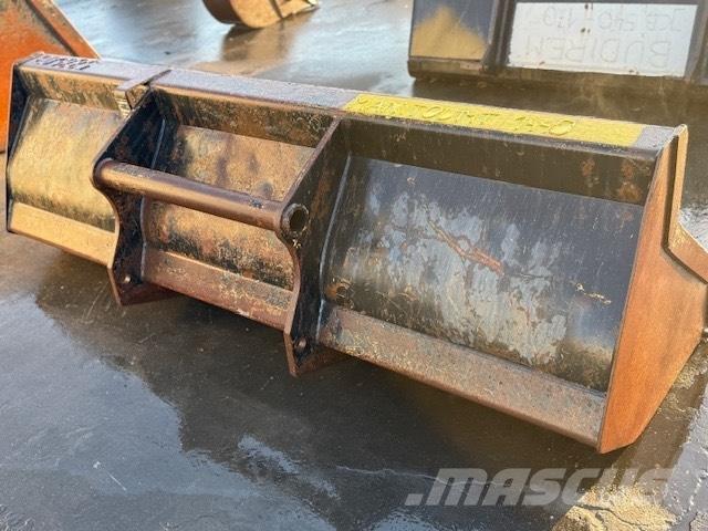 Manitou USED BUCKET Kopad
