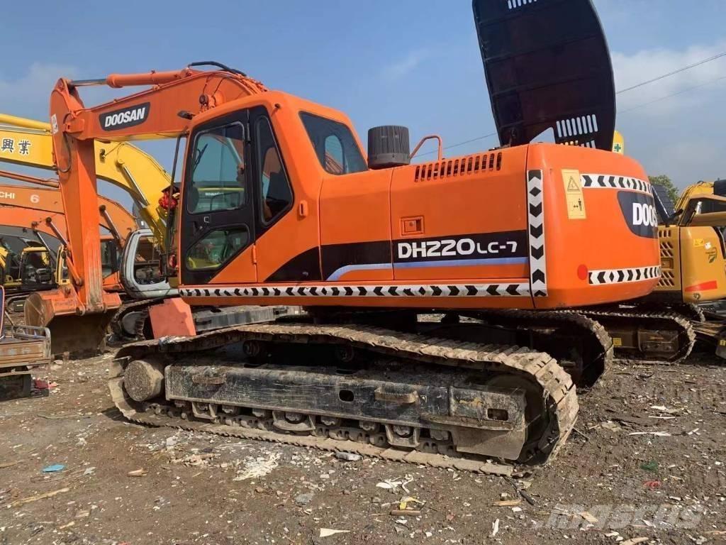Doosan DH 220 Roomikekskavaatorid