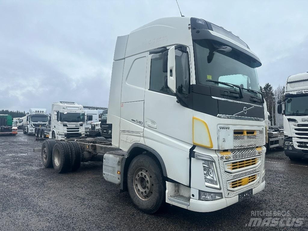 Volvo FH13 540 6x2*4 Raamautod