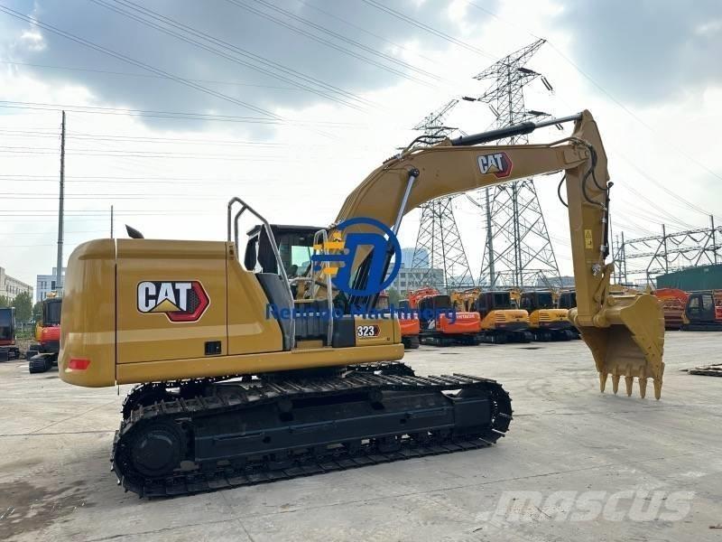 CAT 323 GC Roomikekskavaatorid