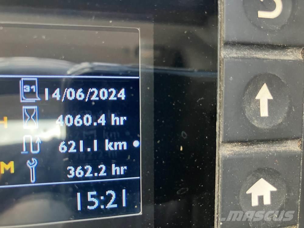 JCB TM320 Väikelaadurid