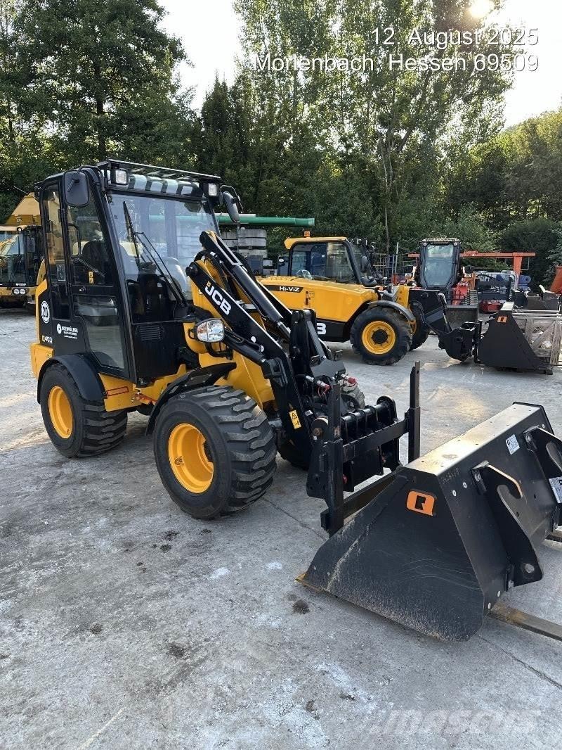 JCB 403 Rataslaadurid