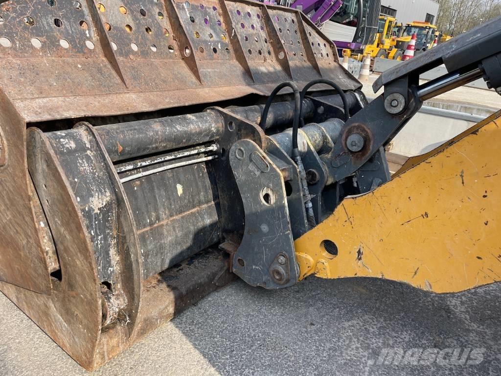 Liebherr 550 CDC + BSS Rataslaadurid