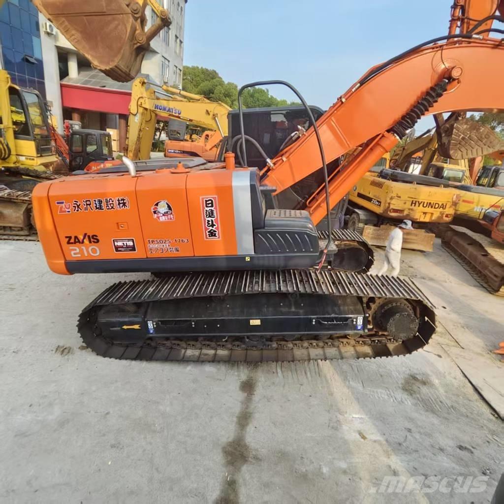 Hitachi ZX 210 Roomikekskavaatorid