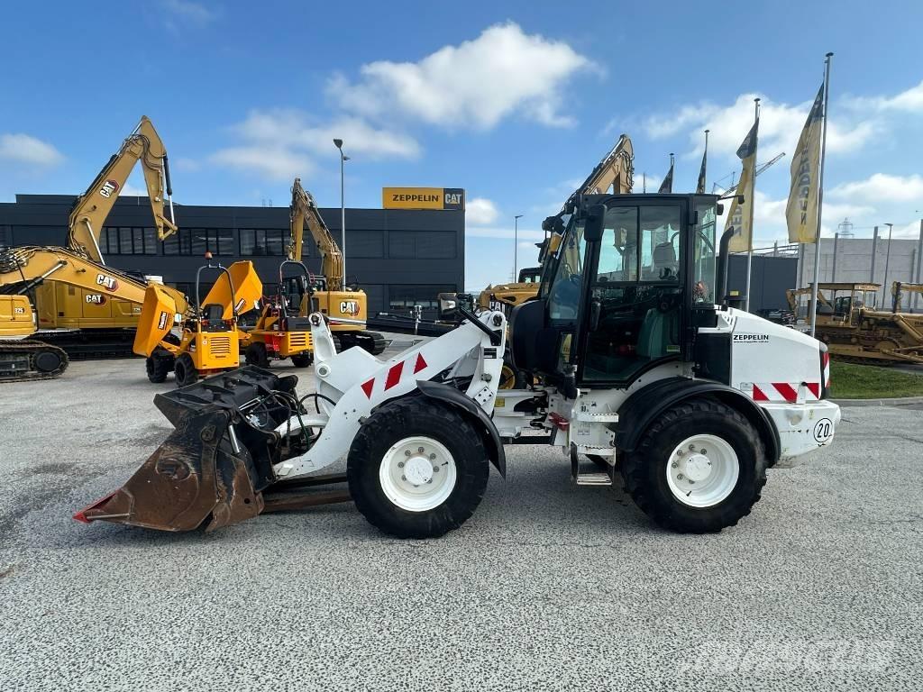 CAT 908 M Rataslaadurid