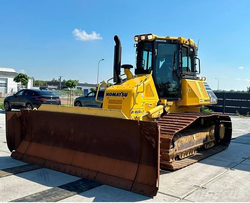 Komatsu D 61 PXI-23 Buldooserid