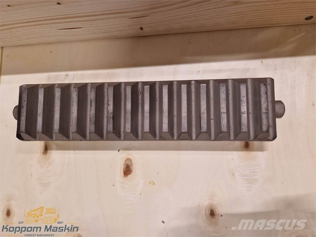  FMG/Ösa Cranab 290 Harvesteri kraanad
