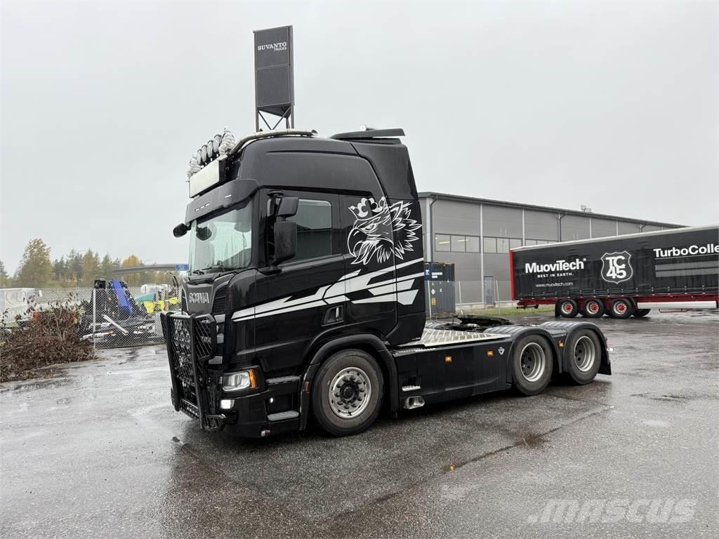 Scania R650 6X4 Sadulveokid