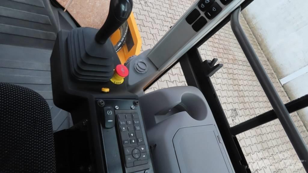 Volvo SD 135 B Ühe trumliga rullid