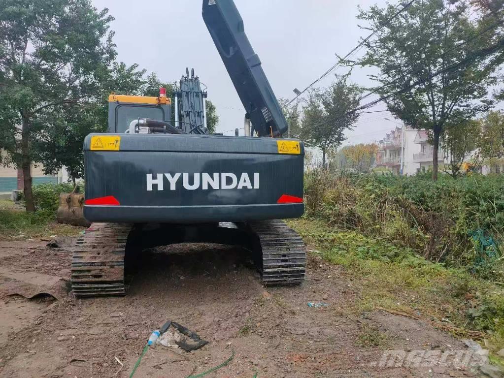 Hyundai 220LC-9S Roomikekskavaatorid