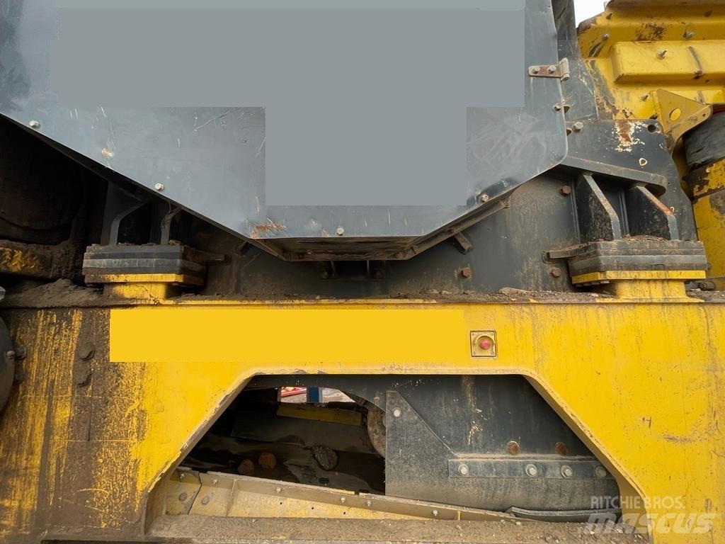 Keestrack B4 Iseliikuvad purustid