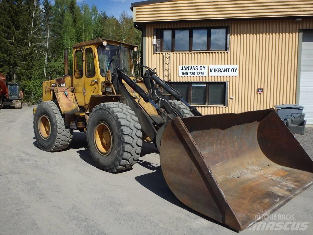 Volvo BM 4400 Rataslaadurid