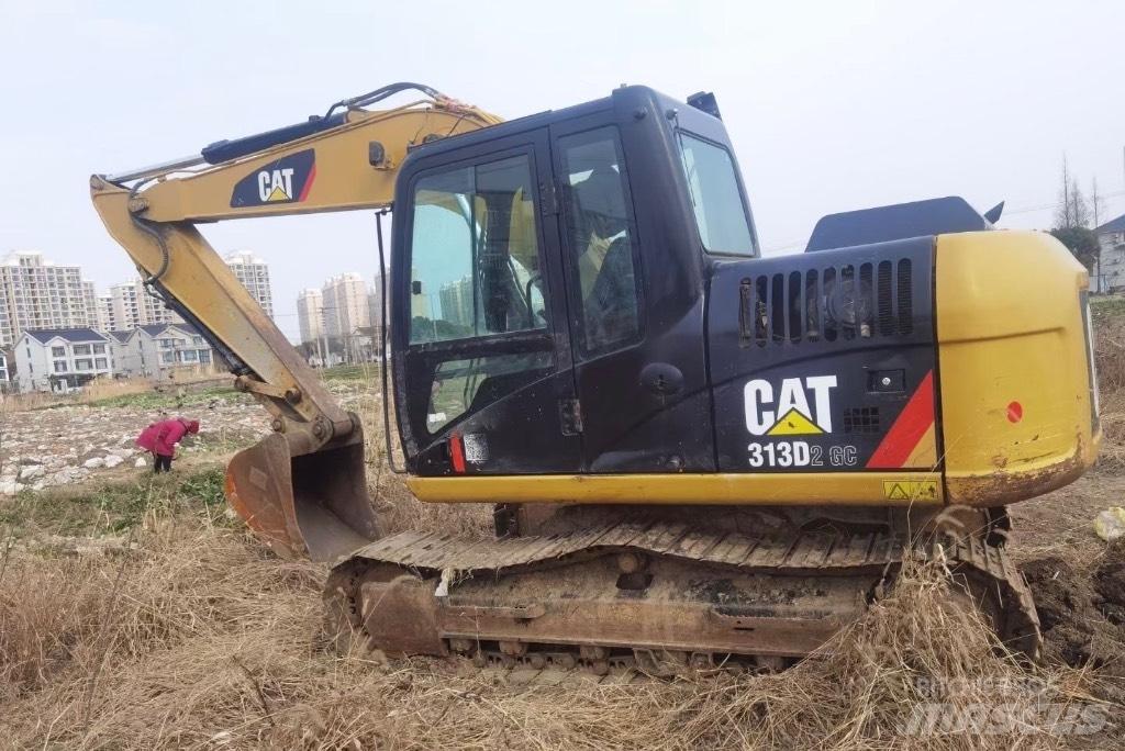 CAT 313 D Roomikekskavaatorid