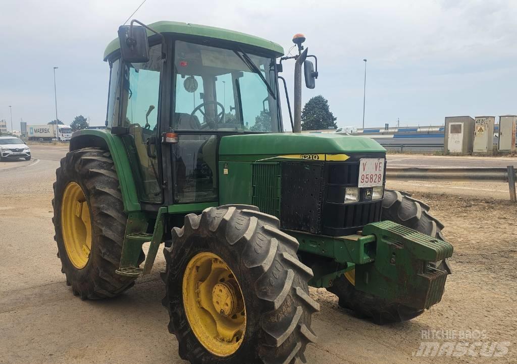 John Deere 6210 Traktorid