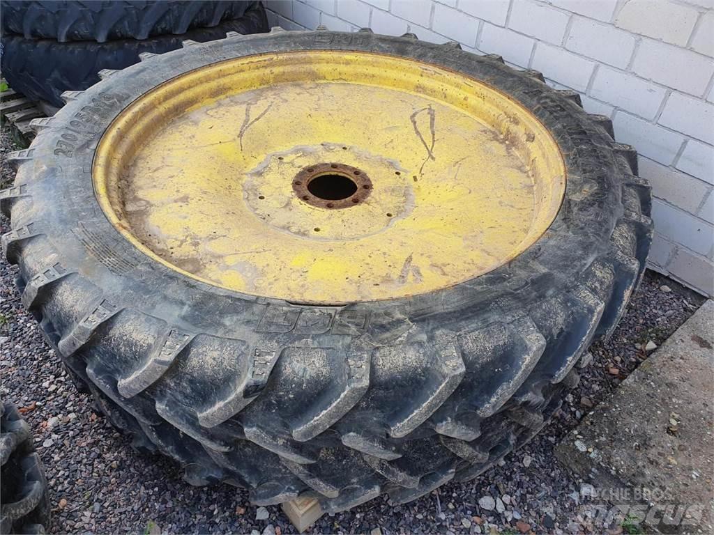 BKT 270/95R48 x2 Rehvid, rattad ja veljed