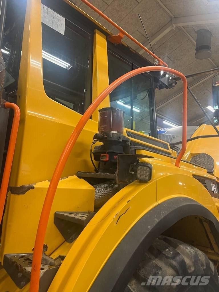 Volvo A25 G Liigendraamiga pinnaseveokid