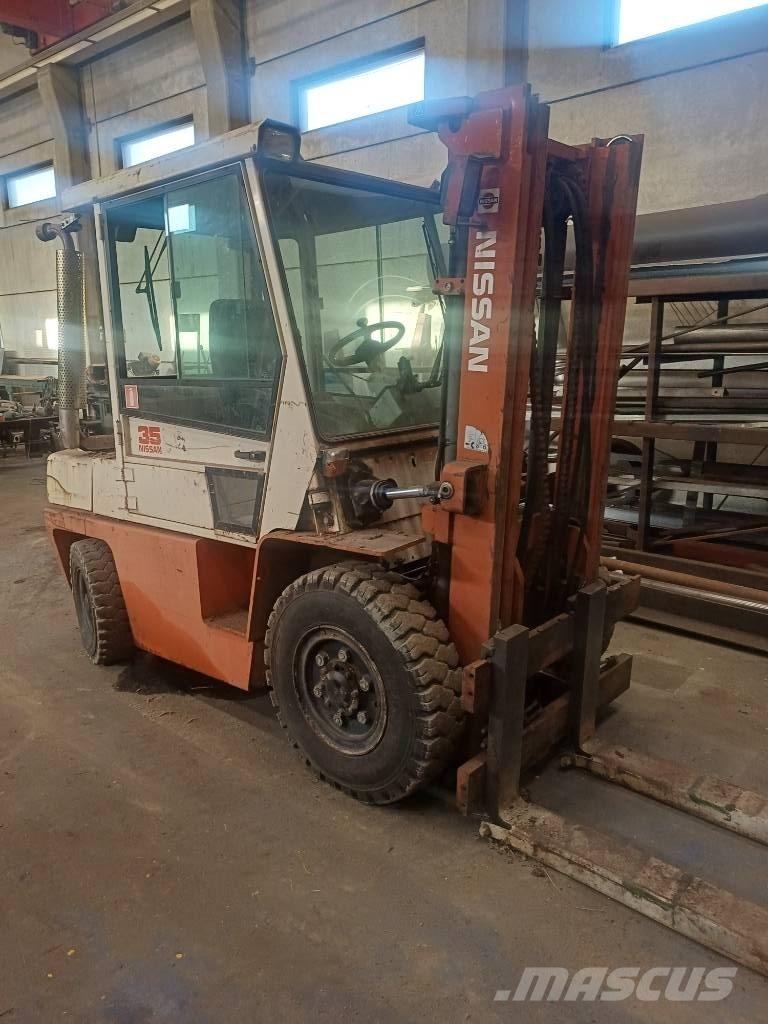 Nissan 33 U Diiseltõstukid