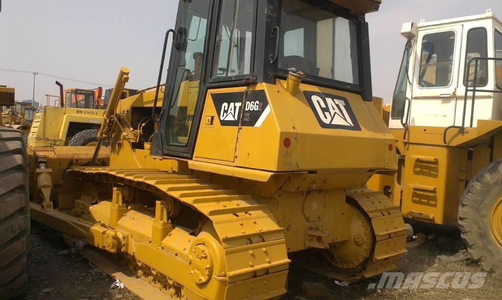 CAT D 6 G LGP II Buldooserid
