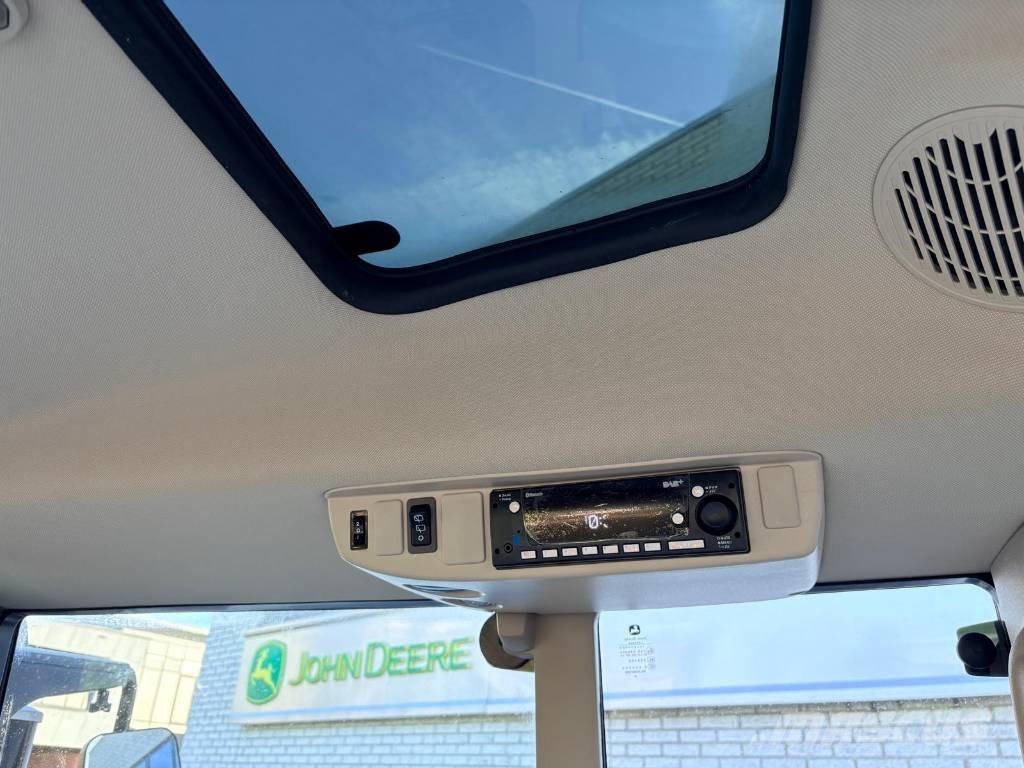 John Deere 6M200 Traktorid