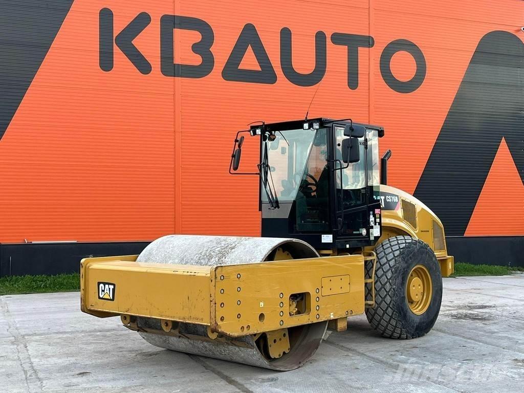 CAT CS 76 B AC Ühe trumliga rullid