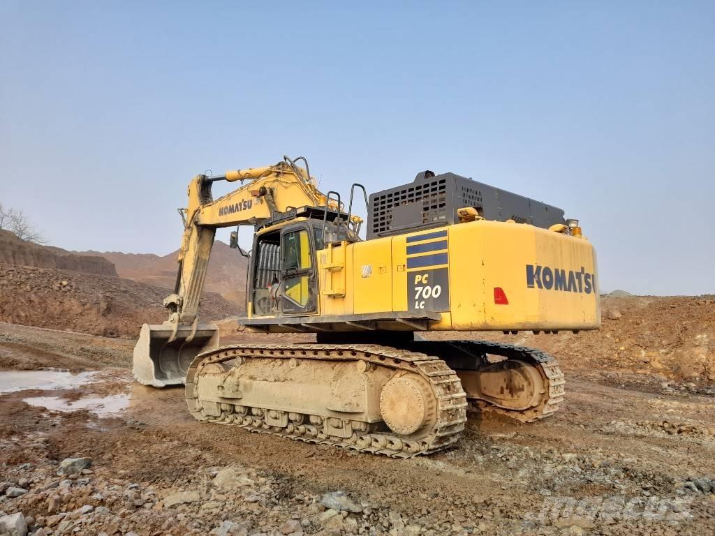 Komatsu PC700LC-11 Roomikekskavaatorid
