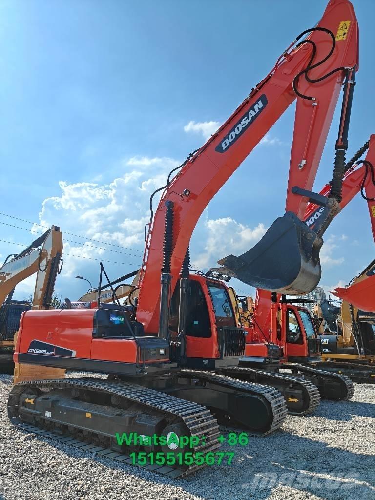 Doosan 225 LCA Roomikekskavaatorid