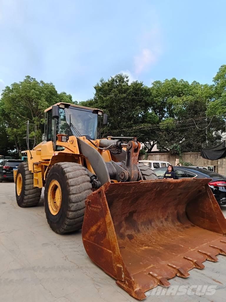 Volvo L 120 Rataslaadurid