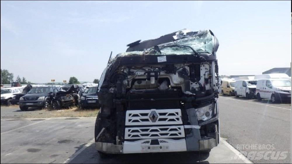 Renault T480 Sadulveokid