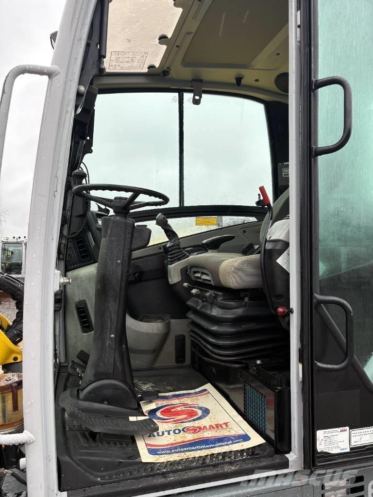 Wacker Neuson EW65 Ratasekskavaatorid