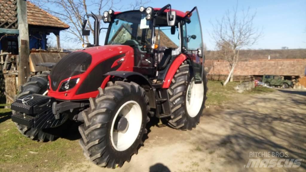 Valtra A 124 Traktorid