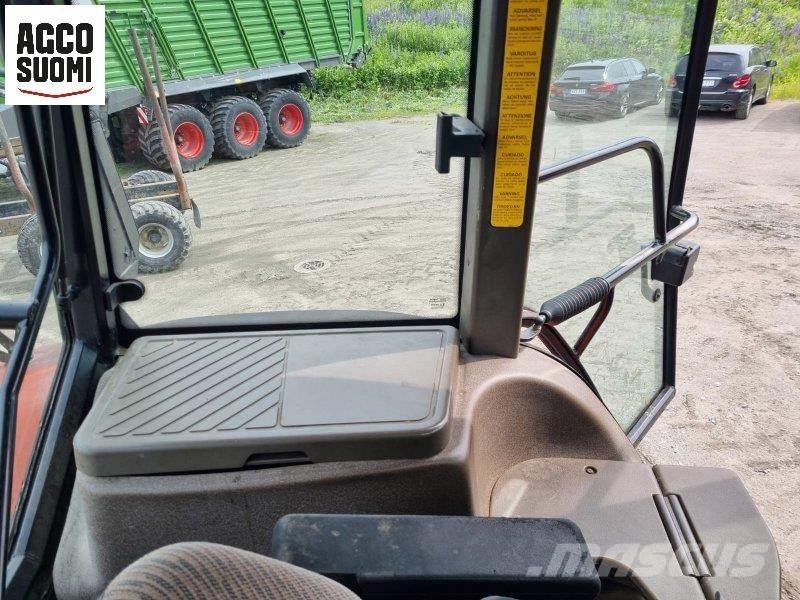 New Holland M100 Traktorid