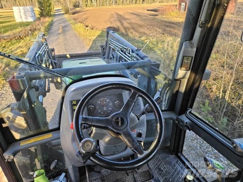 Valtra 6850 HITECH Traktorid