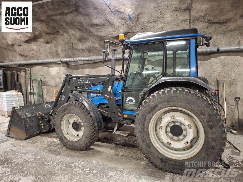 Valtra 700 Traktorid