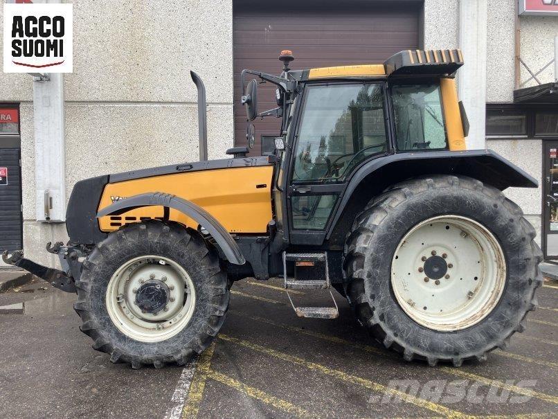 Valtra 8050 HITECH Traktorid