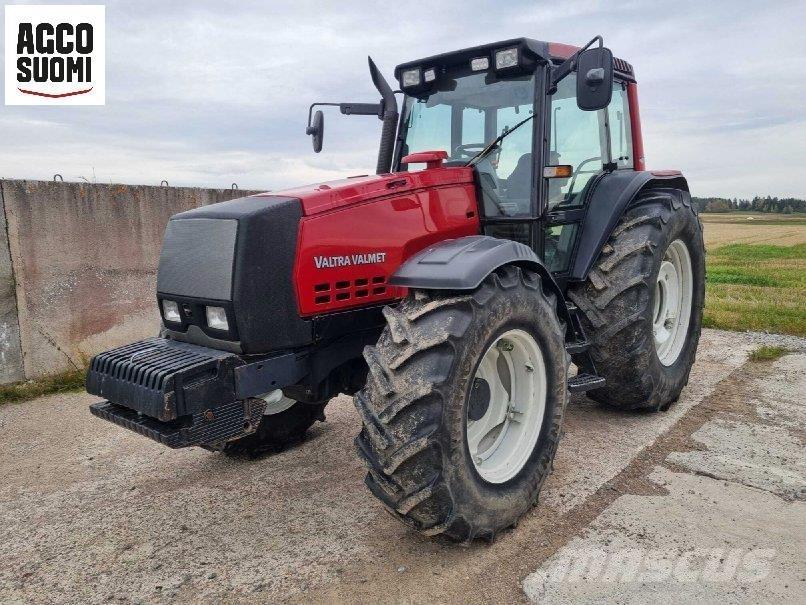 Valtra 8050 HT Traktorid