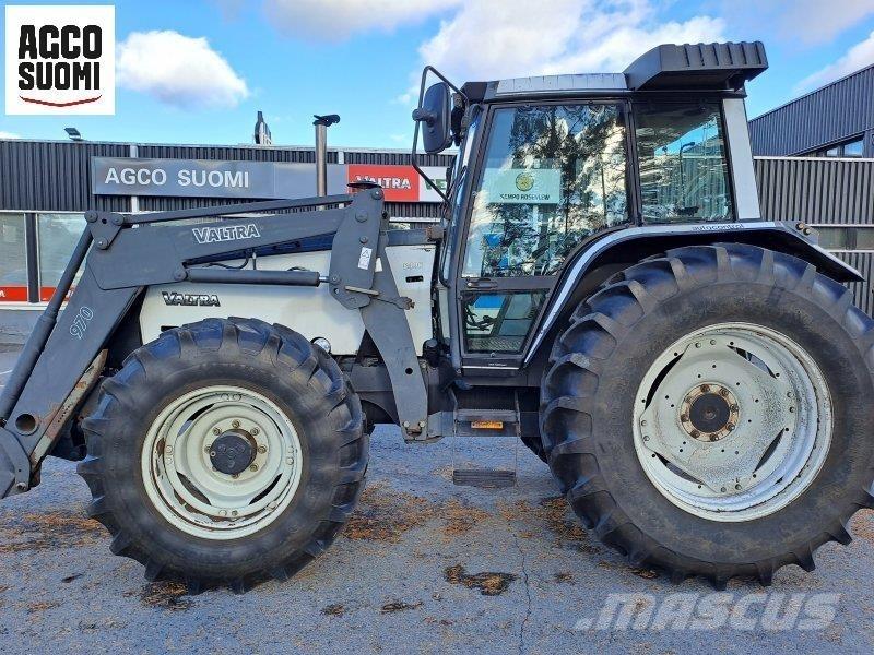 Valtra 8400 Traktorid