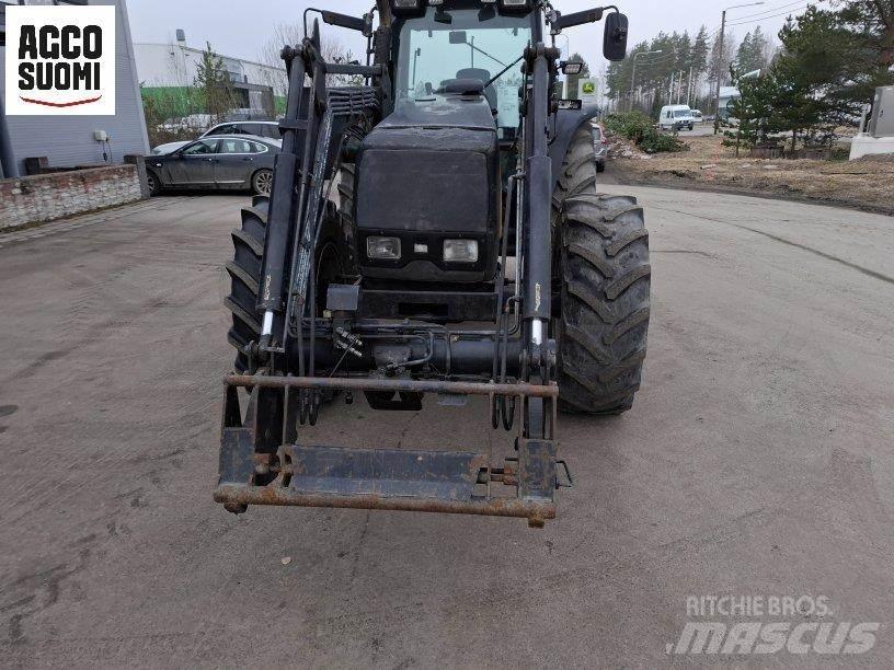 Valtra 8450 HITECH Traktorid