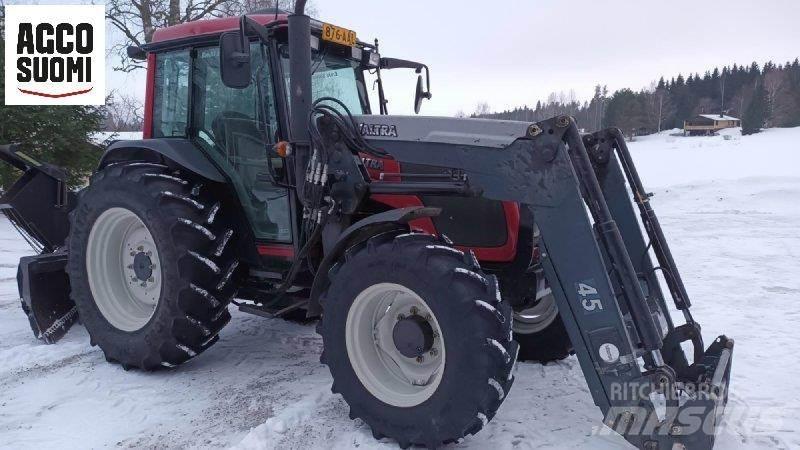 Valtra A92 Traktorid