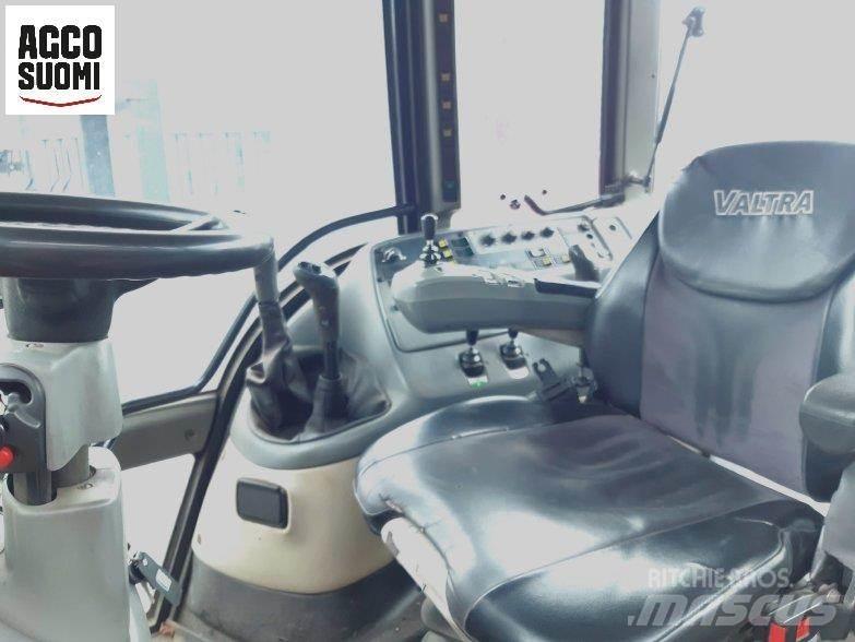 Valtra M130 Traktorid