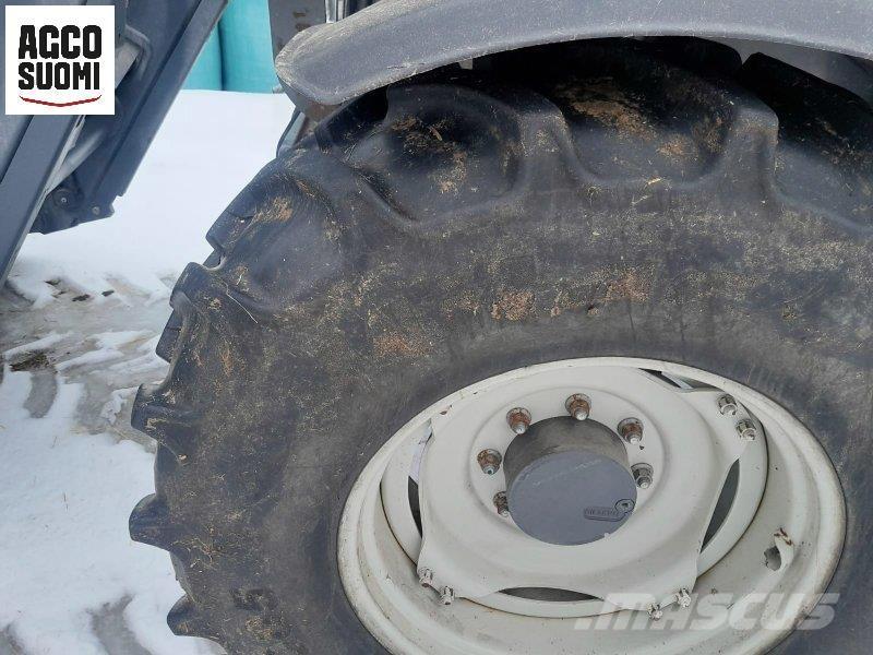 Valtra N141 H Traktorid