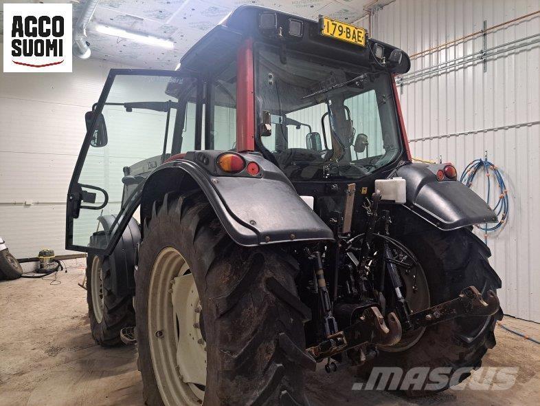 Valtra N141 HITECH Traktorid