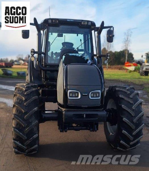 Valtra T140 Traktorid