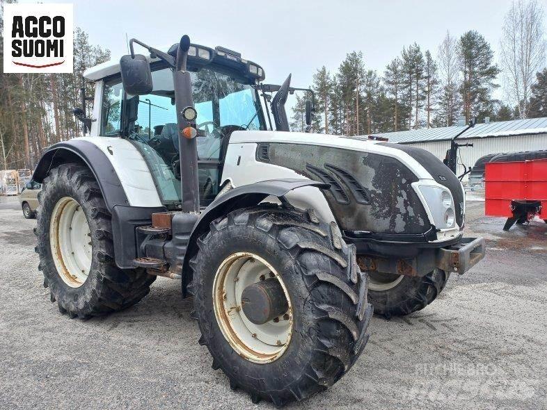 Valtra T213 VERSU Traktorid
